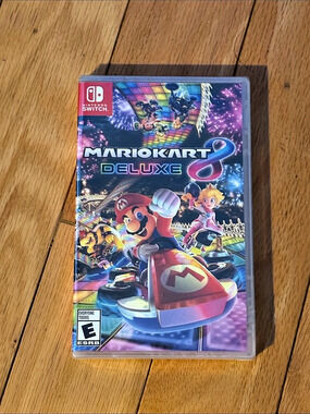 Nintendo Mario Kart 8 Deluxe Switch Game *NEW*